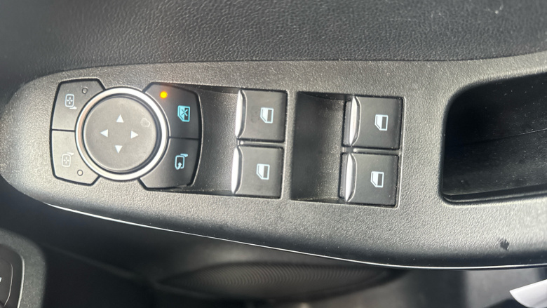 Ford Puma 1.0 EcoBoost Hybrid mHEV Titanium First Ed 5dr Petrol Hatchback